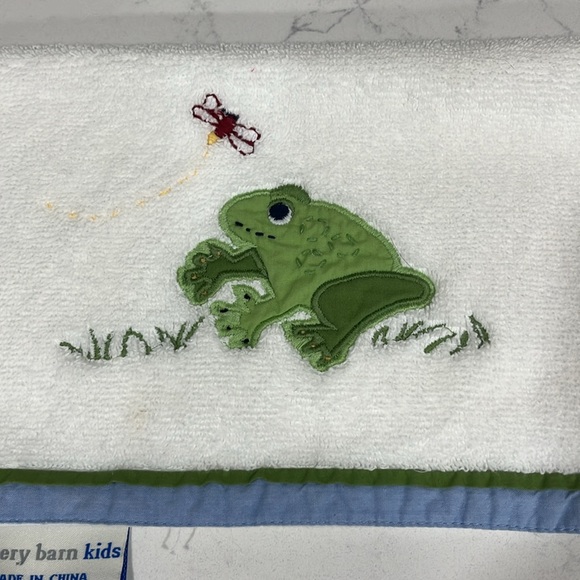 Pottery Barn kids Decorative Hand towel & wash cloth - Picture 5 of 7